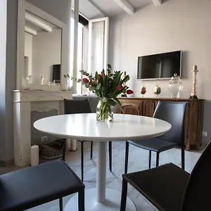  Appartamento Trevi Luxury Maison